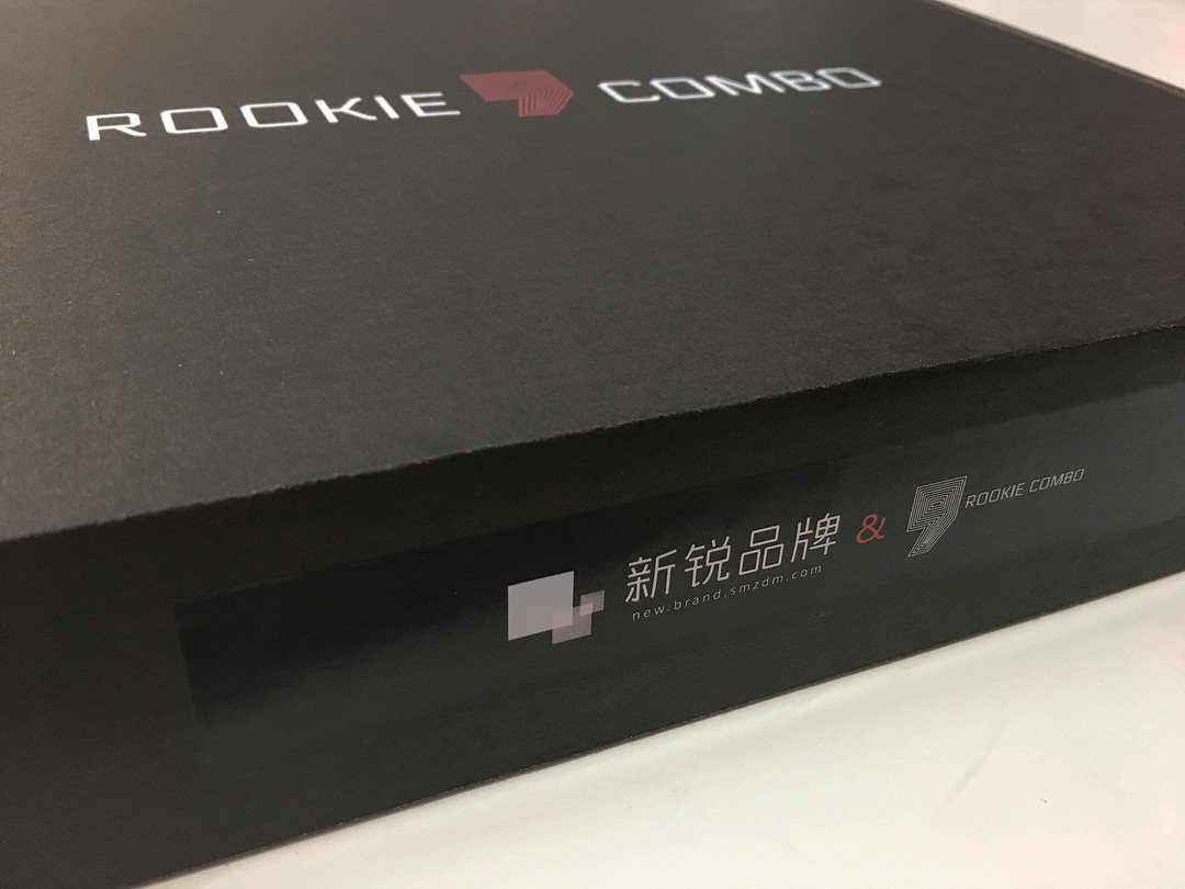新锐品牌 X ROOKIE COMBO联名白衬衣礼盒 暨 寻找酷女孩儿活动发布