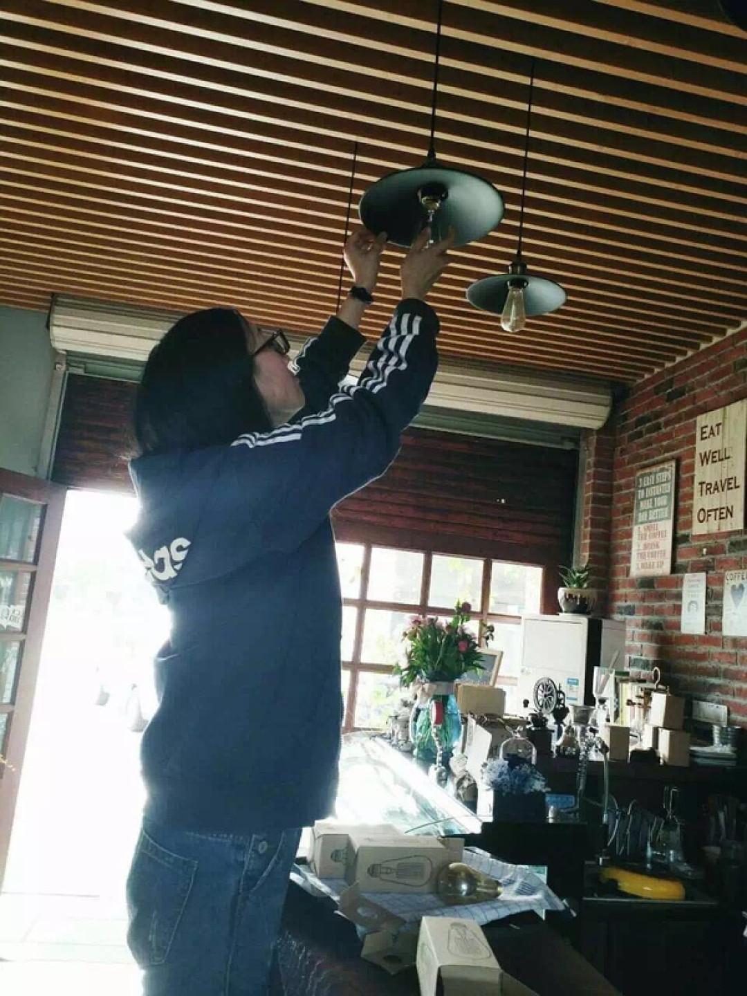 酷访谈 Vol.1 | 她开了一家小小的咖啡馆,又开了一家大大的咖啡馆