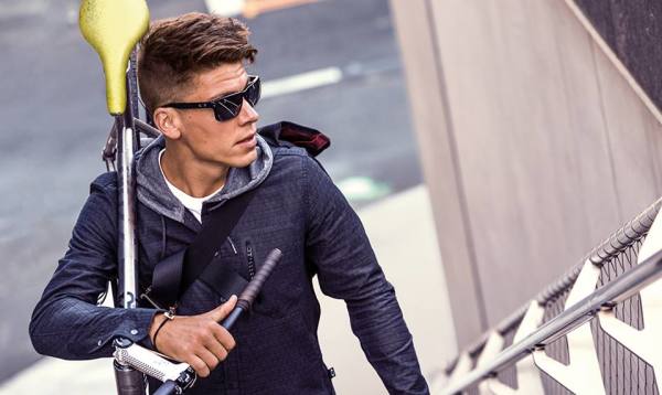 OAKLEY 颠覆你的“视界观”