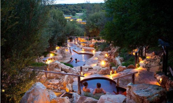 周边游武义唐风温泉度假村2晚含双早2晚养生晚餐温泉门票4张养生课程