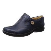 Clarks Navy Button Pumps  女士平底鞋 261133864