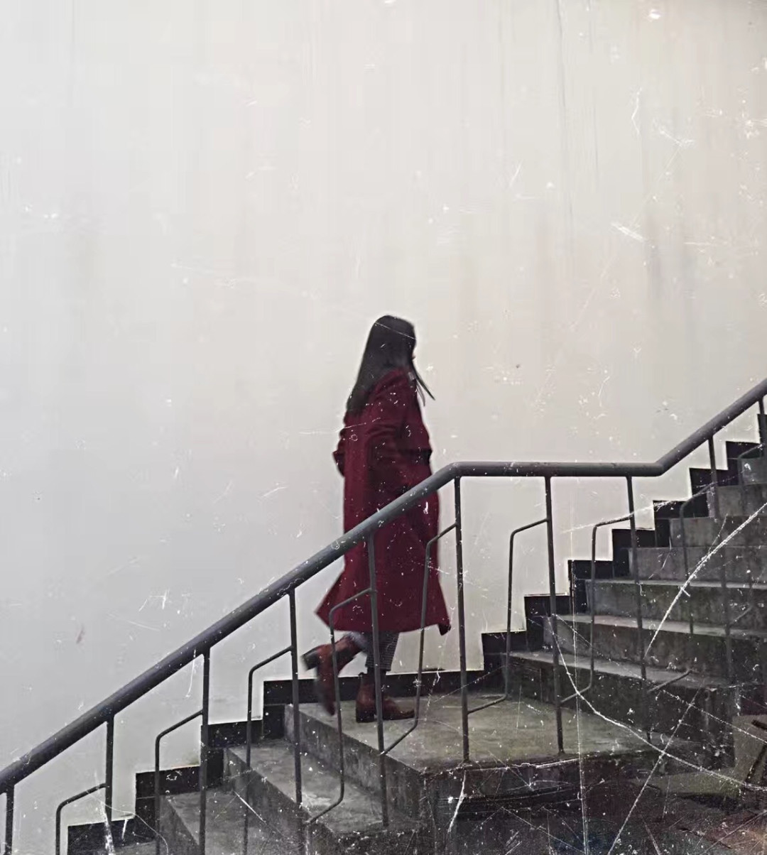 酷访谈 Vol.4 | 无师自通的服装设计师，从大上海回到小城