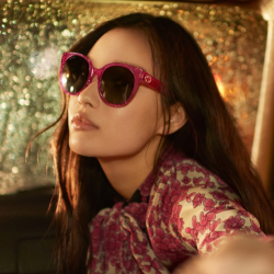 GUCCI 古驰 eyewear 亚洲版太阳镜女 个性圆框墨镜 街拍潮搭 GG0035SA-005 紫红色镜框灰色镜片 56mm