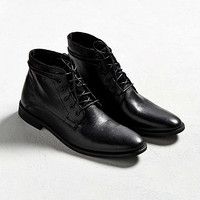 urban outfitters Distressed Lace-Up 男士短靴