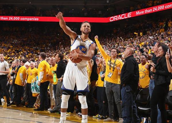 UNDER ARMOUR 安德玛 Curry 3 篮球鞋