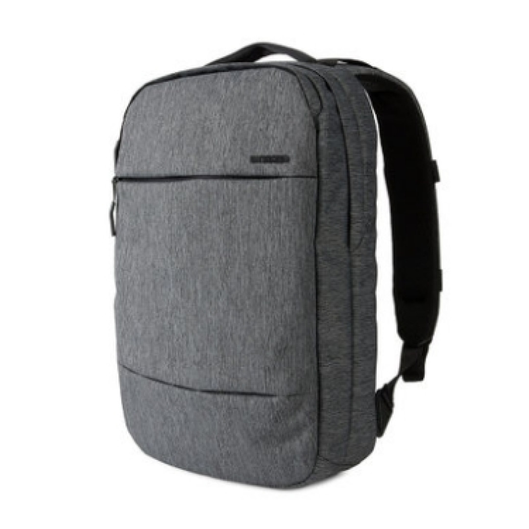 Incase City Compact Backpack 双肩电脑包 半年使用报告