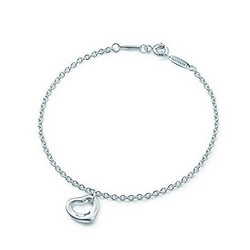 TIFFANY & Co  23318768 心形纯银手链