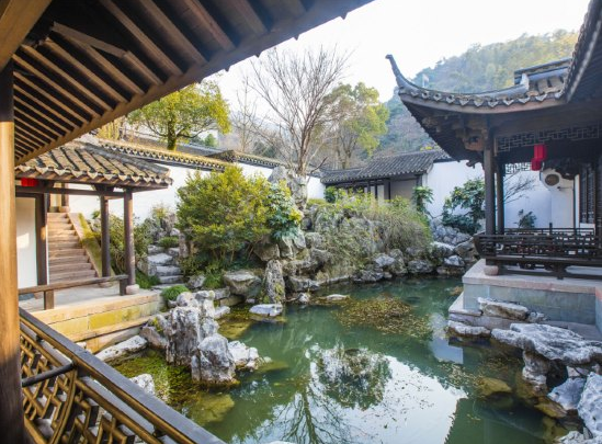 宁波慈溪达蓬山大酒店2大1小度假套餐(1晚住宿+早餐+达蓬山温泉+环湖乐园等)