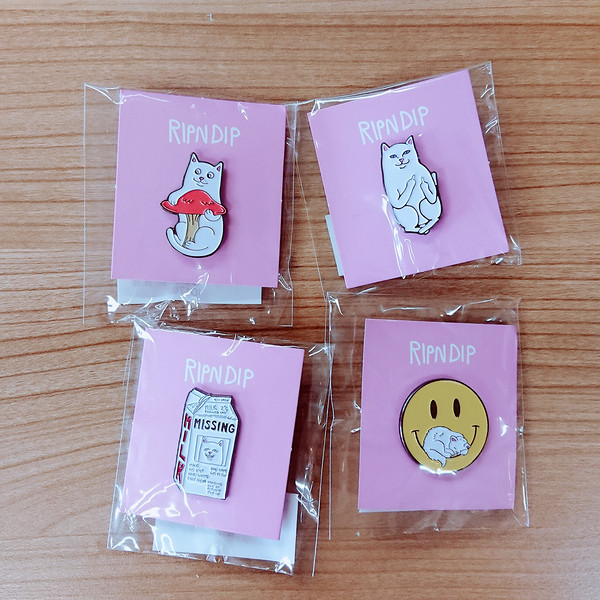 走过的路,都凝聚在这些小小的徽章里