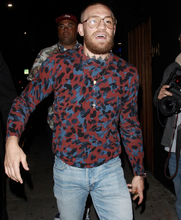 嘴炮虽然输了比赛但他在穿搭上早已是冠军