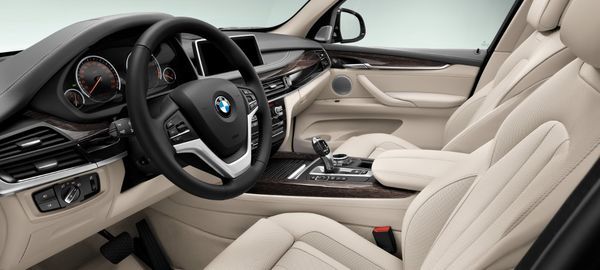 BMW 宝马 X5 3.0T 汽油版