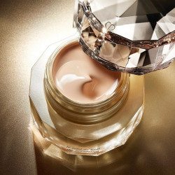 Cle de Peau BEAUTE 肌肤之钥 晶钻粉霜 30g 