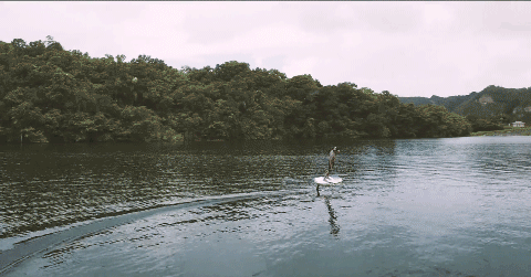 (在平静的湖水和海中使用)(在内陆河流使用)像小小值这样的冲浪小白