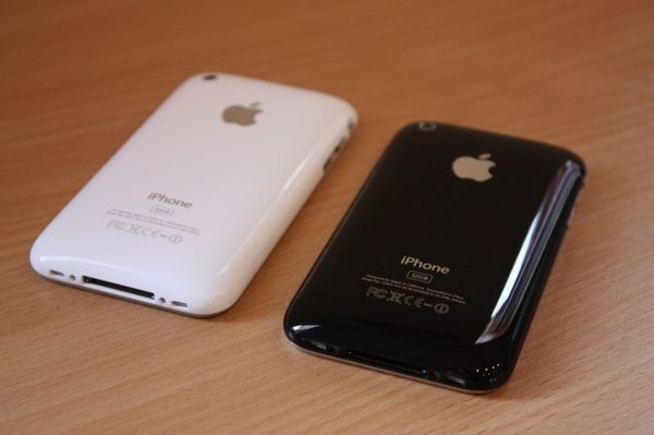 苹果迎巨变?追忆iPhone走过的十周年