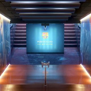微软 Microsoft 《PRO EVOLUTION SOCCER 2018（实况足球2018）》XBOX数字游戏