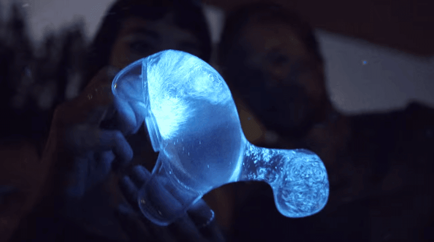 小恐龙生物灯 把浪漫荧光海滩装回家