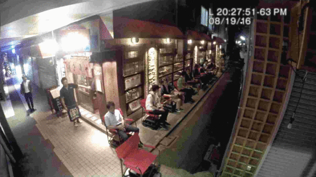 日产尼桑推出自动排队座椅 不知不觉队就排完啦