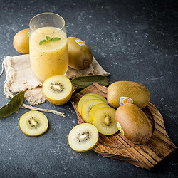 Zespri 佳沛 新西兰阳光金奇异果 3.3kg（22-25个) +湾仔码头 韭菜马蹄猪肉水饺 720g 