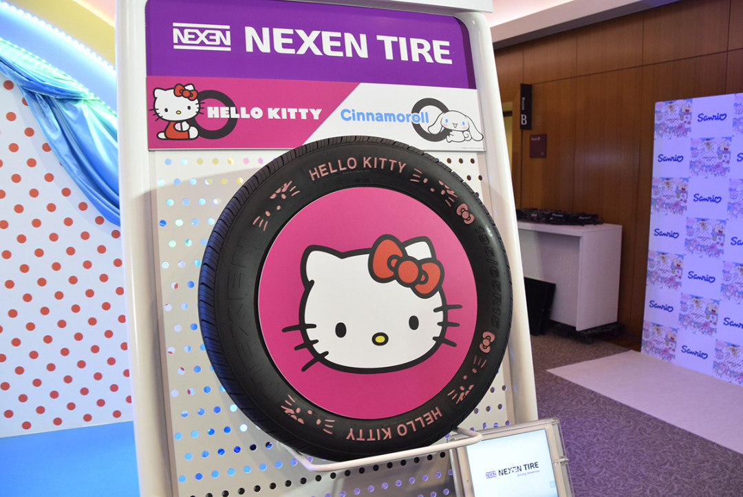 当萌萌的HelloKitty和耐克森轮胎相遇会发生怎样的激情碰撞?