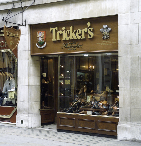 除去雕花,Tricker's的靴子还剩什么?
