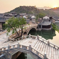 酒店特惠：古北之光酒店1晚+北京古北水镇门票+温泉票