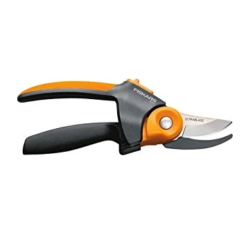 Fiskars PowerGear X 修剪工具