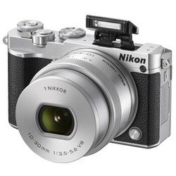尼康（Nikon）J5+1 微单相机 尼克尔 VR防抖 10-30mm f/3.5-5.6 PD镜头 银色（2080万有效像素 可更换镜头 4K视频录制 可翻折触摸屏）