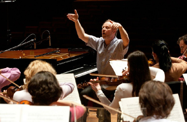 匈牙利柯达伊爱乐乐团 2018新年音乐会 北京\/济