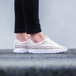 NIKE 耐克 MAYFLY WOVEN QS 女子运动鞋