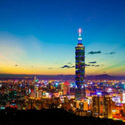 中国国航 北京/天津-香港/台北3-30天往返含税 家庭套票