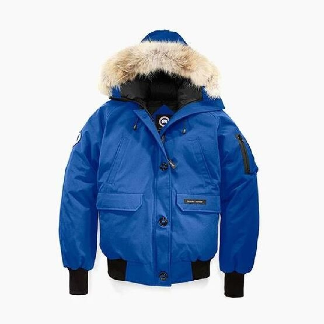 #晒单大赛#纳税6K+告别海淘代购 入手情侣套装Canada Goose 加拿大鹅 Chilliwack Bomber 飞行员羽绒服
