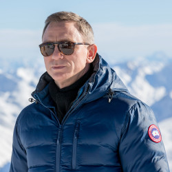 日本亚马逊 CANADA GOOSE 羽绒服低价集合