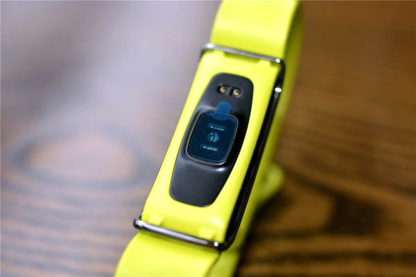 荣耀畅玩手环a2