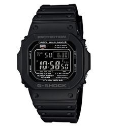 CASIO 卡西欧 G-SHOCK GW-M5610BC-1JF 男款电波表