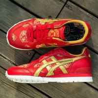 限尺码：Onitsuka Tiger 鬼塚虎 Onitsuka Tiger 鬼冢虎 X Tokidoki COLORADO 85 中性复古跑鞋