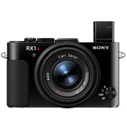 索尼(SONY)DSC-RX1RM2 黑卡数码相机 全画幅 约4240万有效像素(蔡司35mm F2镜头广角镜头 WIFI/NFC)