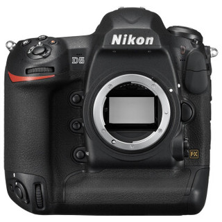  Nikon 尼康 D5 全画幅单反相机