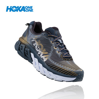  HOKA ONE ONE Arahi 男士跑鞋