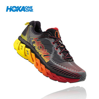  HOKA ONE ONE Arahi 男士跑鞋