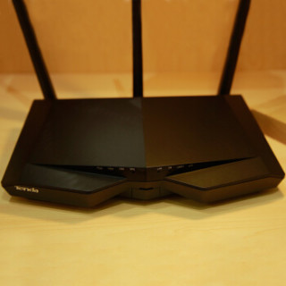 腾达(Tenda)AC18 1900M 旗舰版 双千兆无线路由器 智能5G双频 千兆有线端口 Wifi无线穿墙