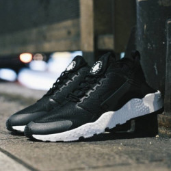 NIKE 耐克 AIR HUARACHE RUN ULTRA 女款休闲运动鞋 