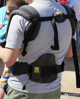 LILLEbaby SIX-Position Airflow 6合1 人工学 透气款 婴儿背带