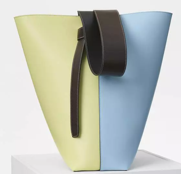 包包全球比个价 LV香奈儿到底哪国买最划算?