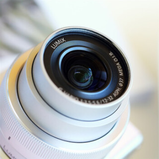 Panasonic 松下 Lumix DC-GF9 无反相机