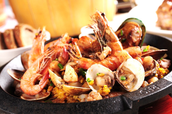 特价机票:全国多地-日本\/新加坡\/泰国\/法国\/西班