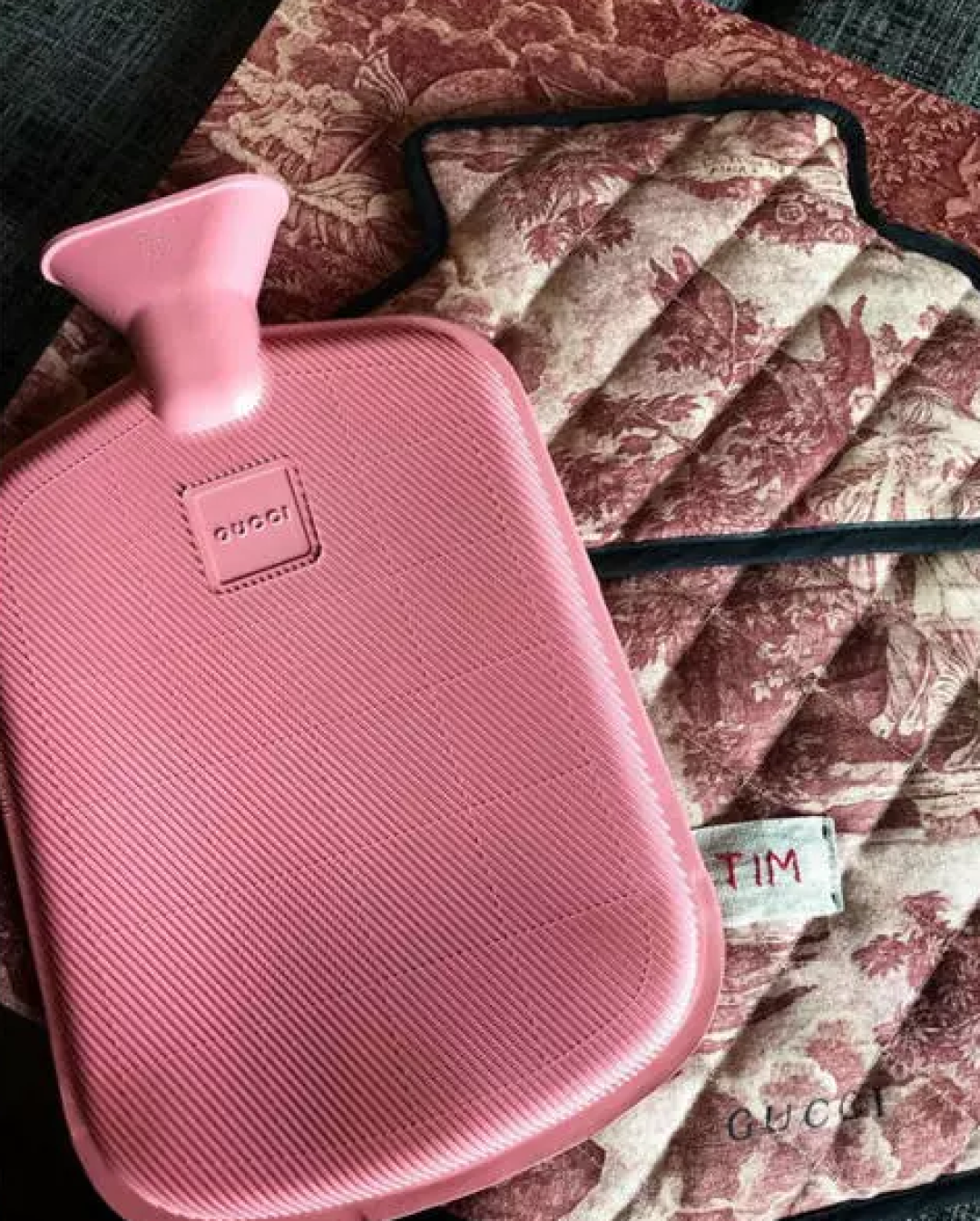 Gucci和Balenciaga告诉你 2018流行的是这类包包