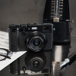 FUJIFILM 富士 X-100F 3英寸数码相机（23mm、F2.0）黑色
