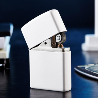 ZIPPO 之宝 214 纯白哑漆 经典礼品 煤油防风火机