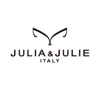 JULIA & JULIE