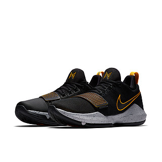 NIKE 耐克 PG 1 男子篮球鞋 黑/大学金黄/狼灰 42.5